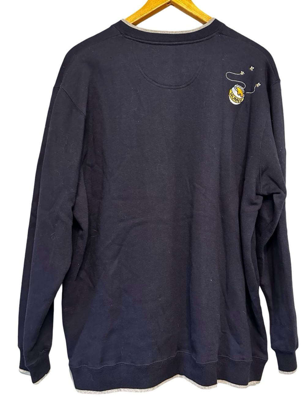 VTG Winnie the Pooh Embroidered Sweatshirt SZ L Disney Crewneck Pullover Hunny - Picture 2 of 8